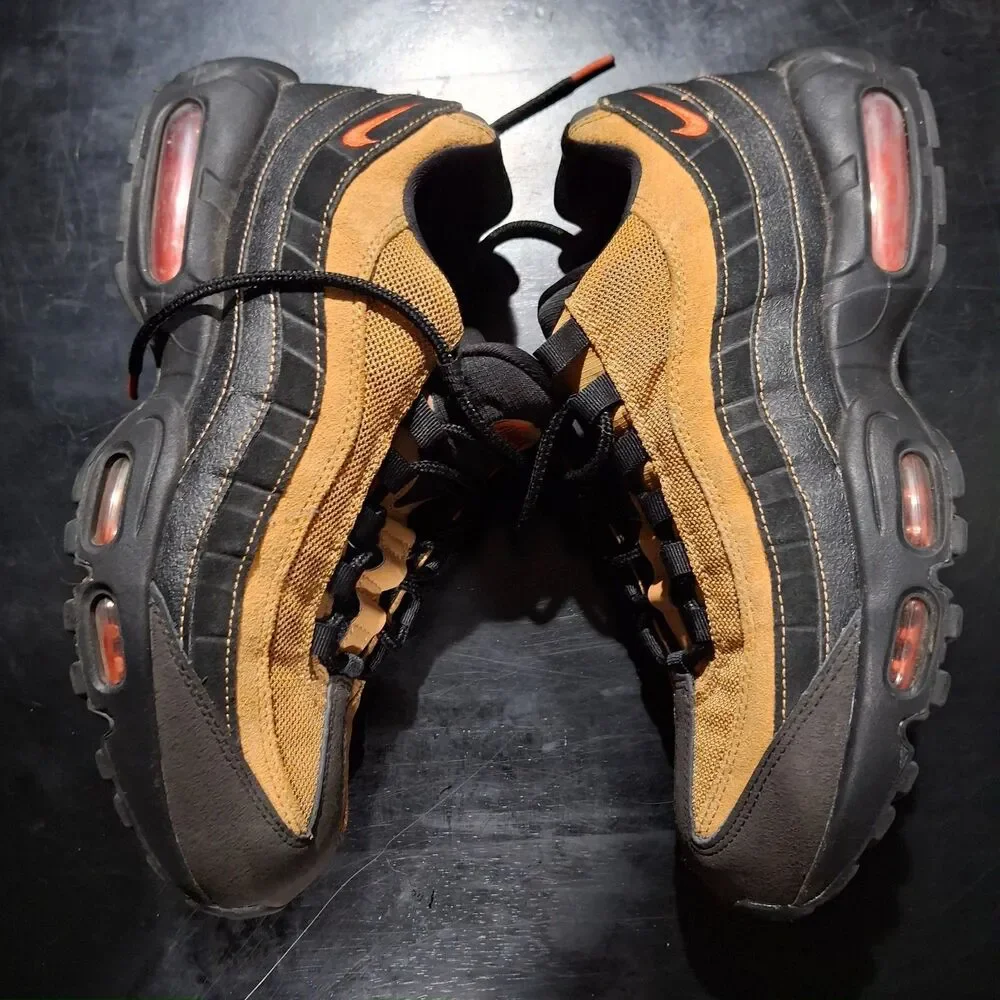 Size 9.5 - Nike Air Max 95 Essential Cosmic Clay Style Code AT9865-014